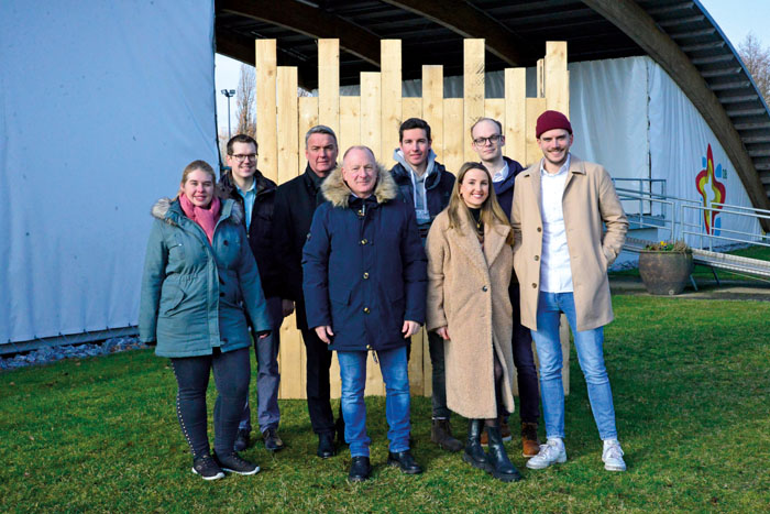 Präsentieren die neue Idee: Bianca Piekatz (v.l.), Johannes Wiethoff (beide vom Kulturigverein), Wolfgang Hillemeier (Volksb