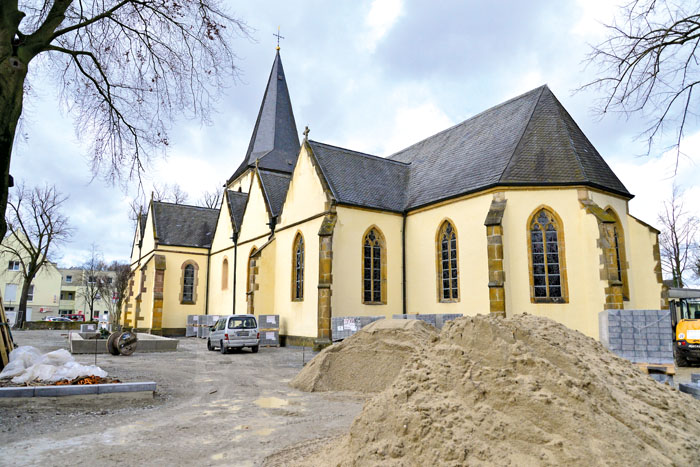 Der Platz rund um die Kirche St. Margareta wird zum Bodendenkmal. Das bedeutet, das künftige Erdarbeiten der Abstimmung mit 