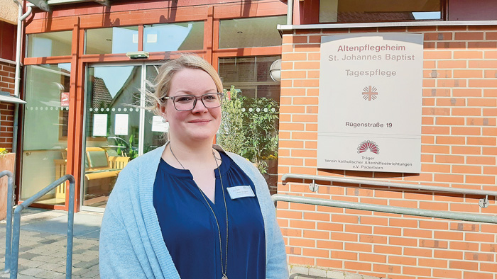 Laura Eggert leitet seit Anfang April das Altenpflegeheim St. Johannes Baptist. Für die Bewohner lässt sie sich einiges ein