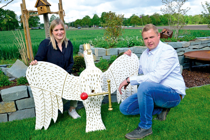 Der Adler hat noch ein Jahr Schonfrist: Uwe Stenger und Johanna Lohmann verlängern die Regentschaft. Foto: RSA/Addicks