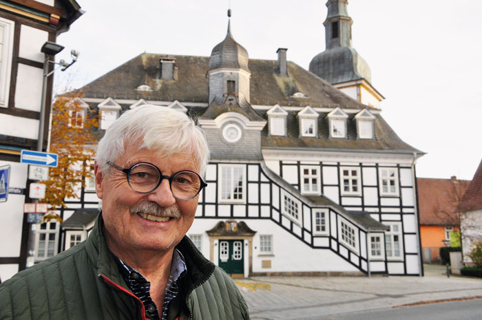 Gerd Muhle, Realschullehrer im Ruhestand - Rietberger mit Leib und Seele: 42 Jahre im Stadtrat, 32 Jahre SPD-Parteivorsitzend