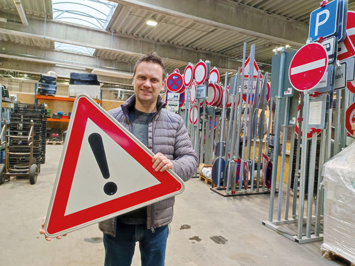 Trauert dem alten Standort nicht hinterher: Bauhofchef Jens Hökenschnieder freut sich über den Umzug und darauf, dass Mitte