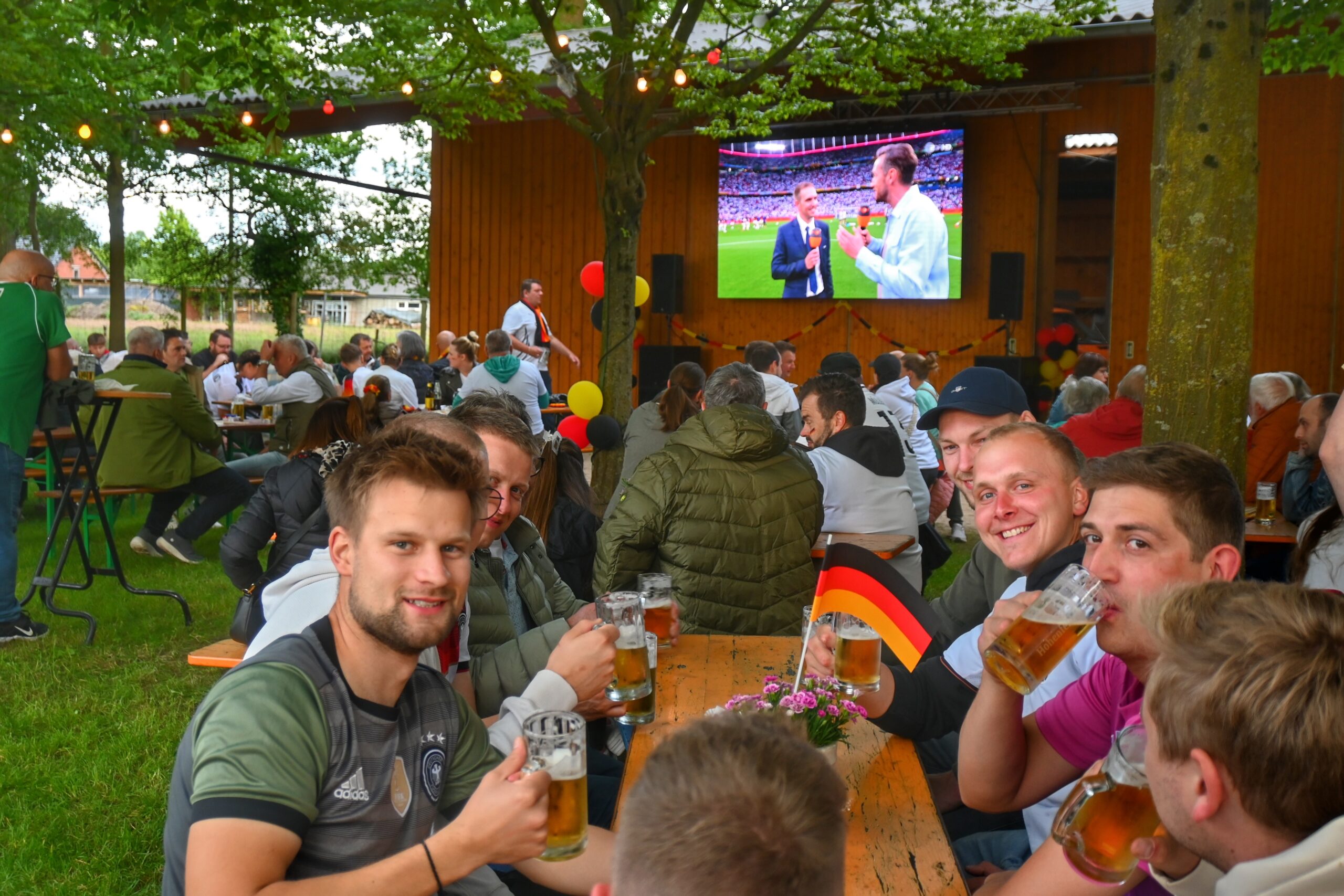 Die besten Plätze gesichert, die Übertragung kann starten. (Foto: RSA/Pfaff)