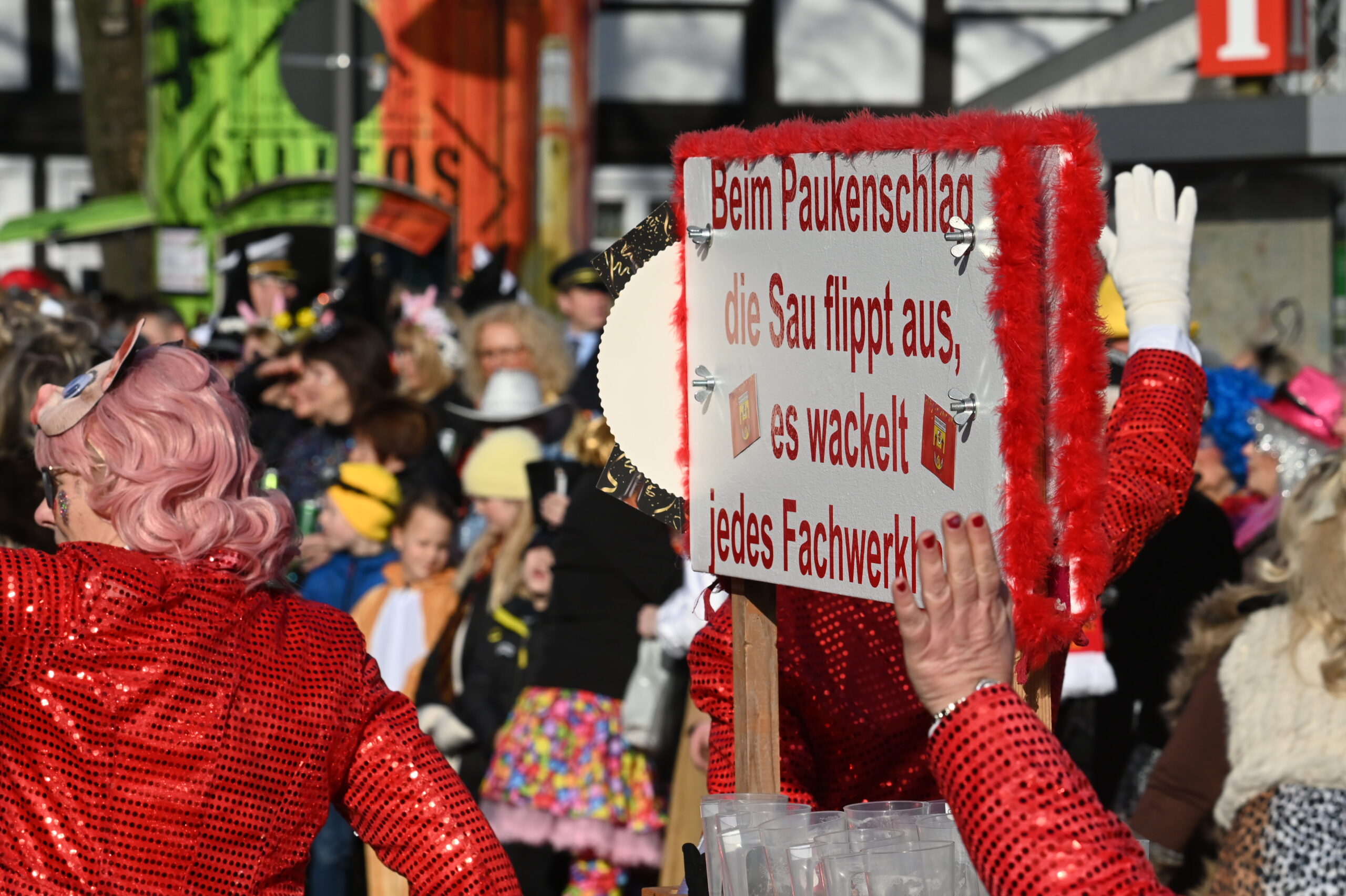 Altweiber-Umzug Rietberg 2025. (Foto: RSA/Pfaff)