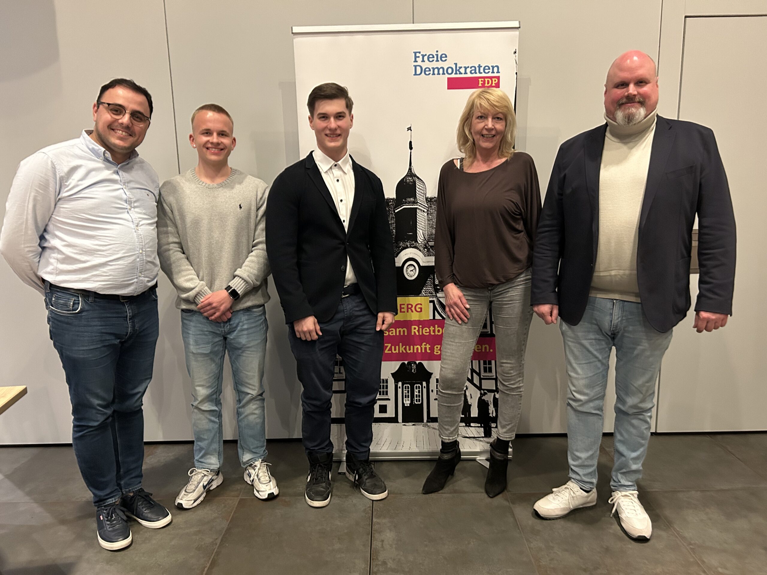 Lulëzim Callaku, Paul Kühn, Julius Trojan, Susanne Kiemes, Ralph Böwingloh. (Foto: privat)