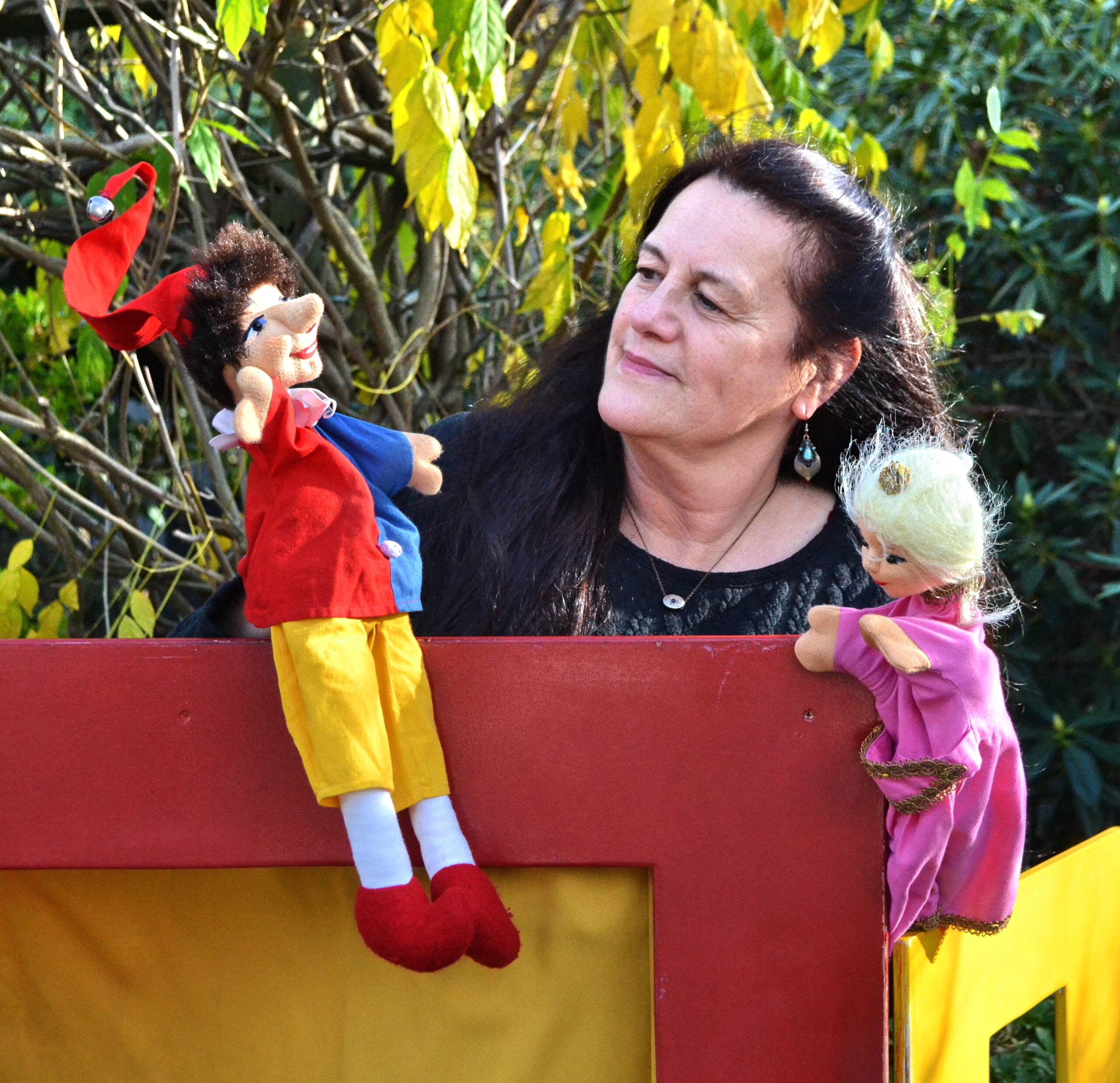 Luxis Puppentheater: Birgit „Luxi“ Lux kommt in der Sommersaison sechs Mal in den Parkteil Mitte und nimmt die kleinen Be